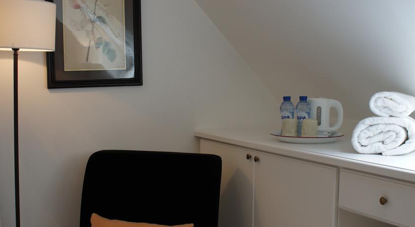 Guest House La Maison Chantecler Uccle Phòng bức ảnh